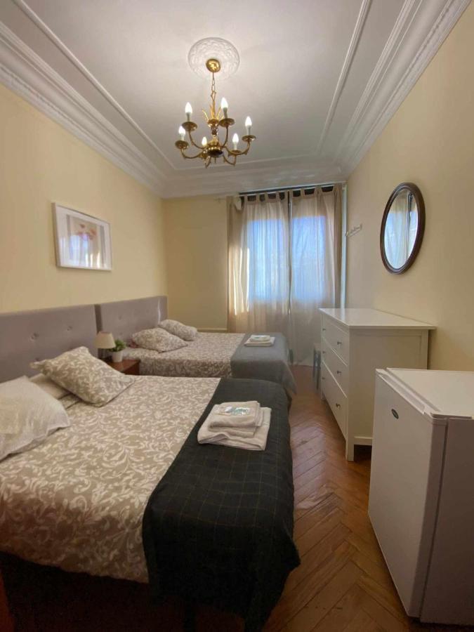 Fliphouse Rooms Pension Билбао Екстериор снимка