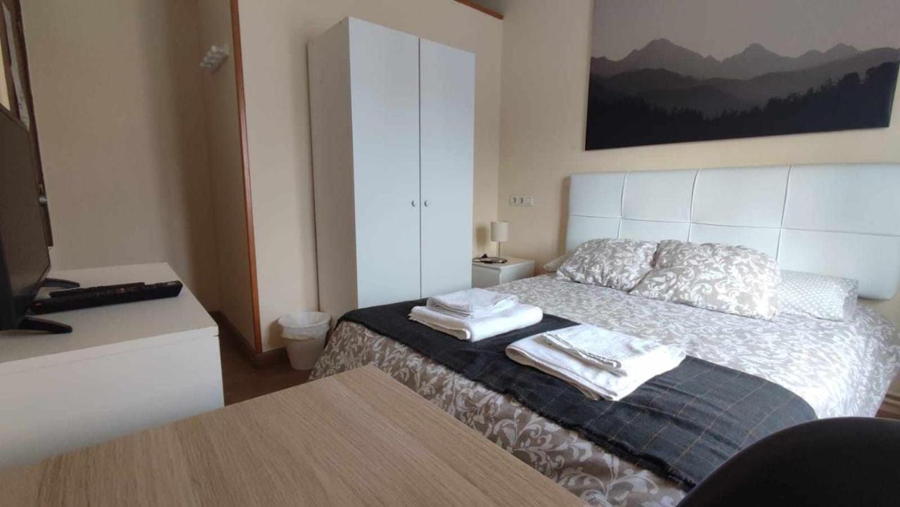Fliphouse Rooms Pension Билбао Екстериор снимка