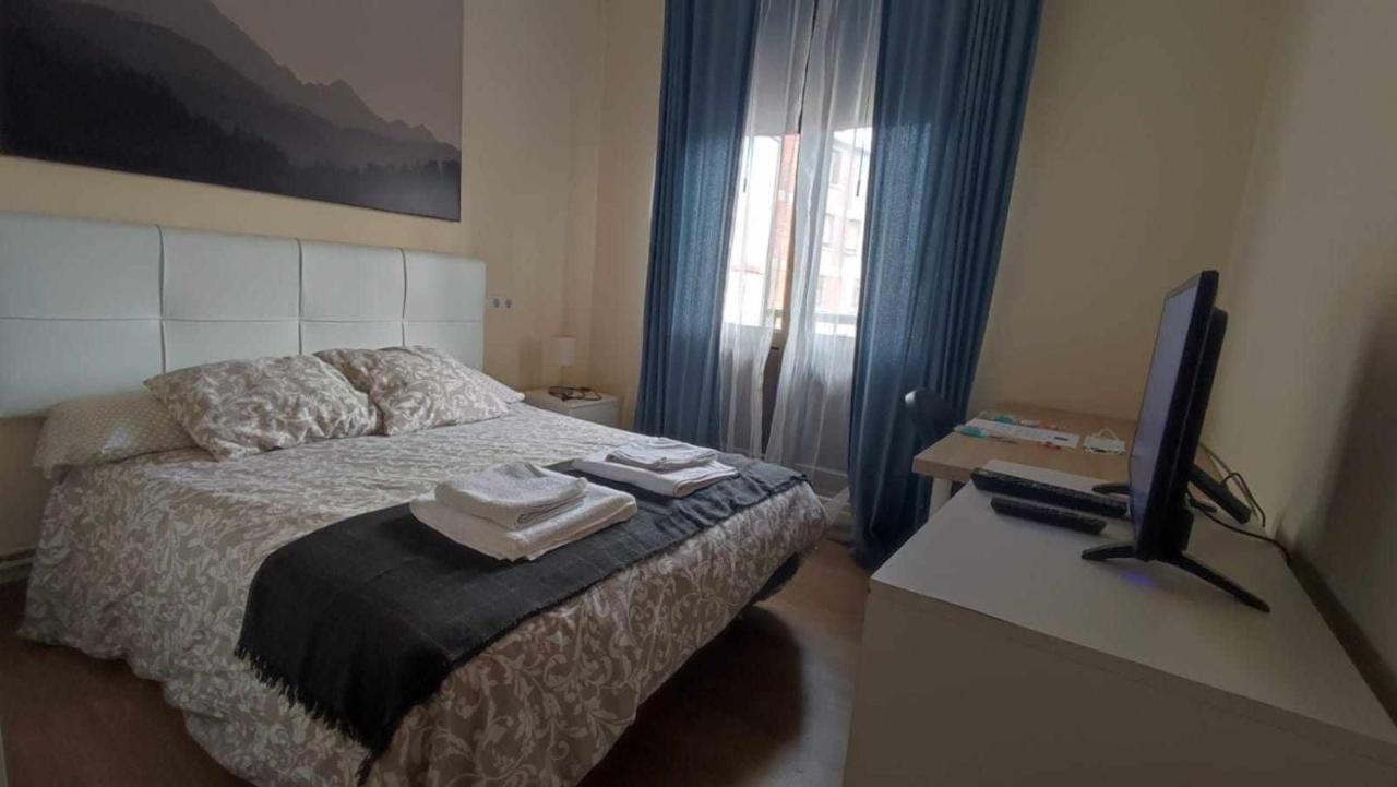 Fliphouse Rooms Pension Билбао Екстериор снимка