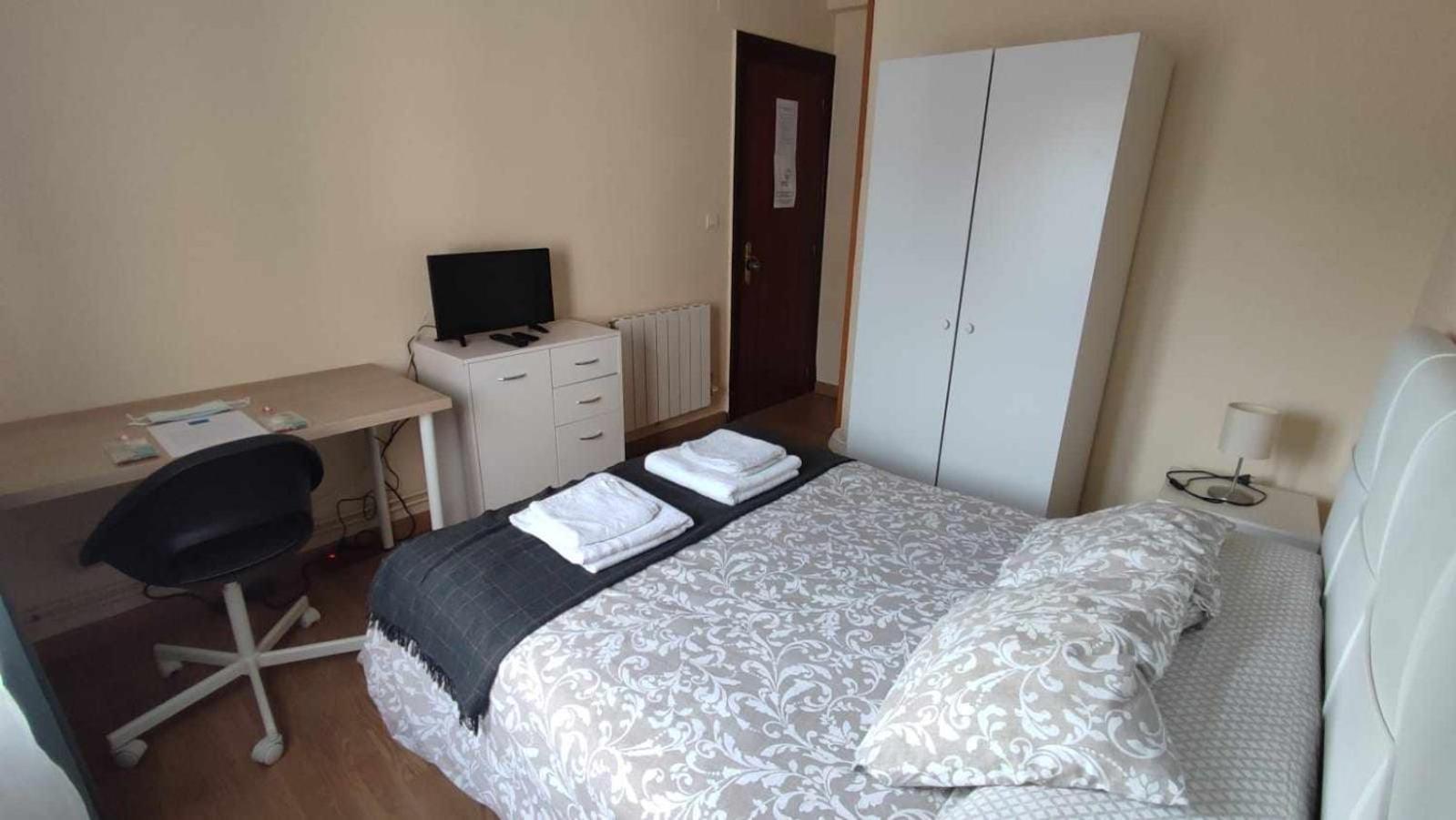 Fliphouse Rooms Pension Билбао Стая снимка